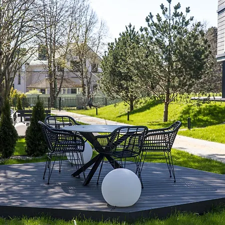 206, Апартаменты *